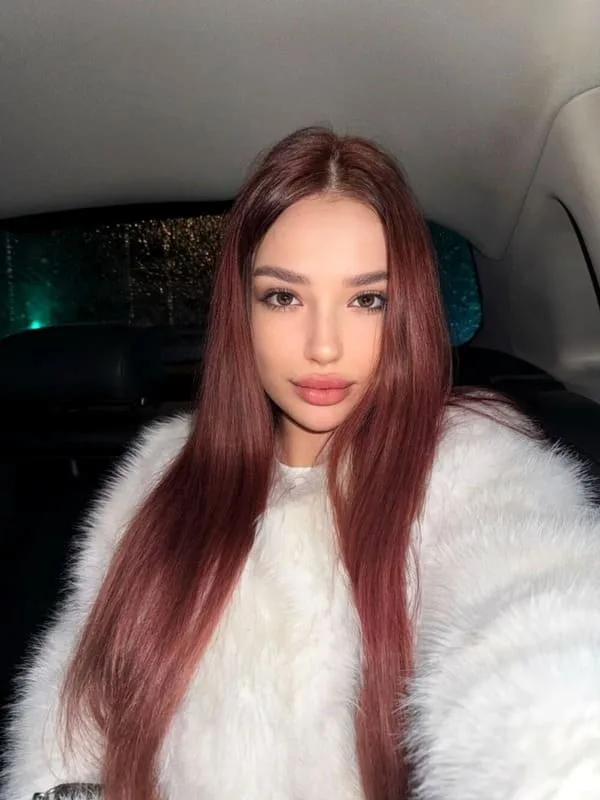 gallery image girl