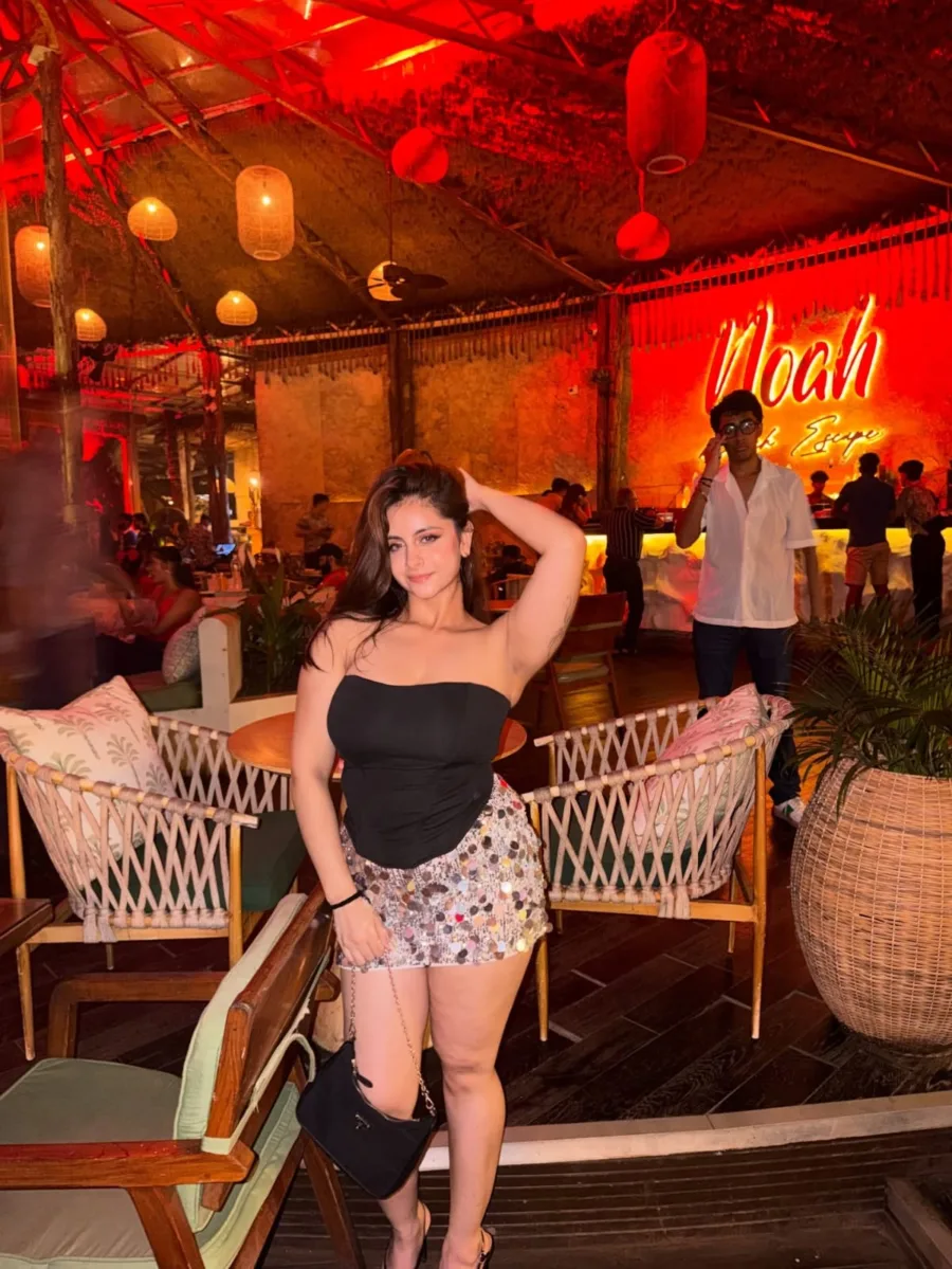 Devika escort in Dubai