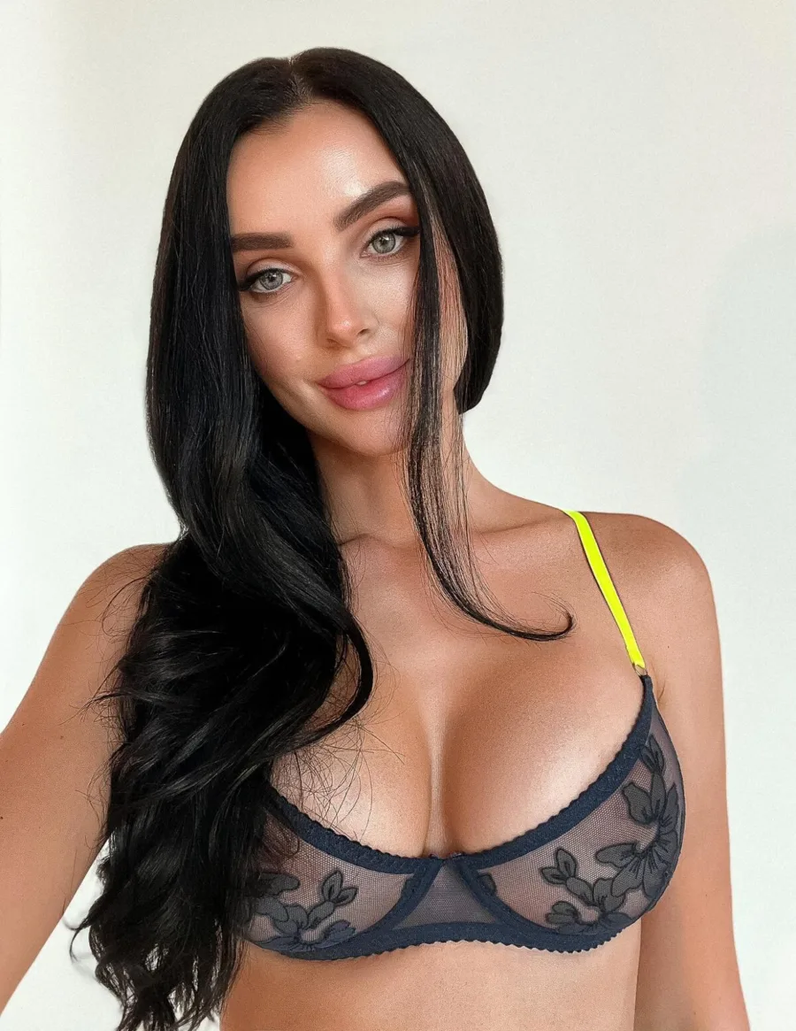 Fiona escort in Dubai