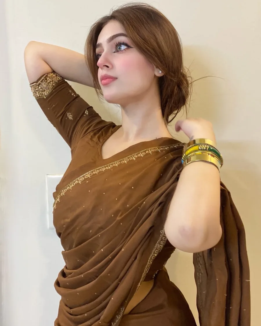 Shreya Indian escort in Dubai