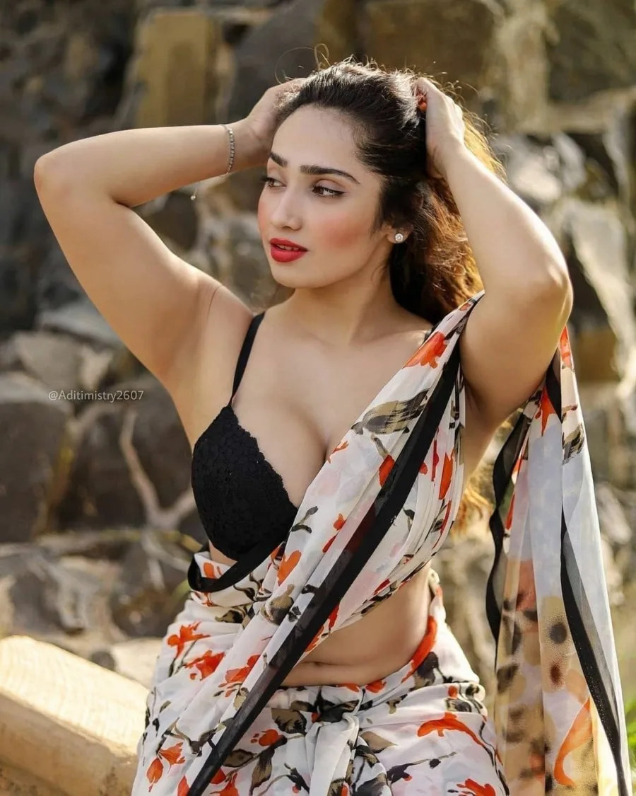 Reha escort in Dubai